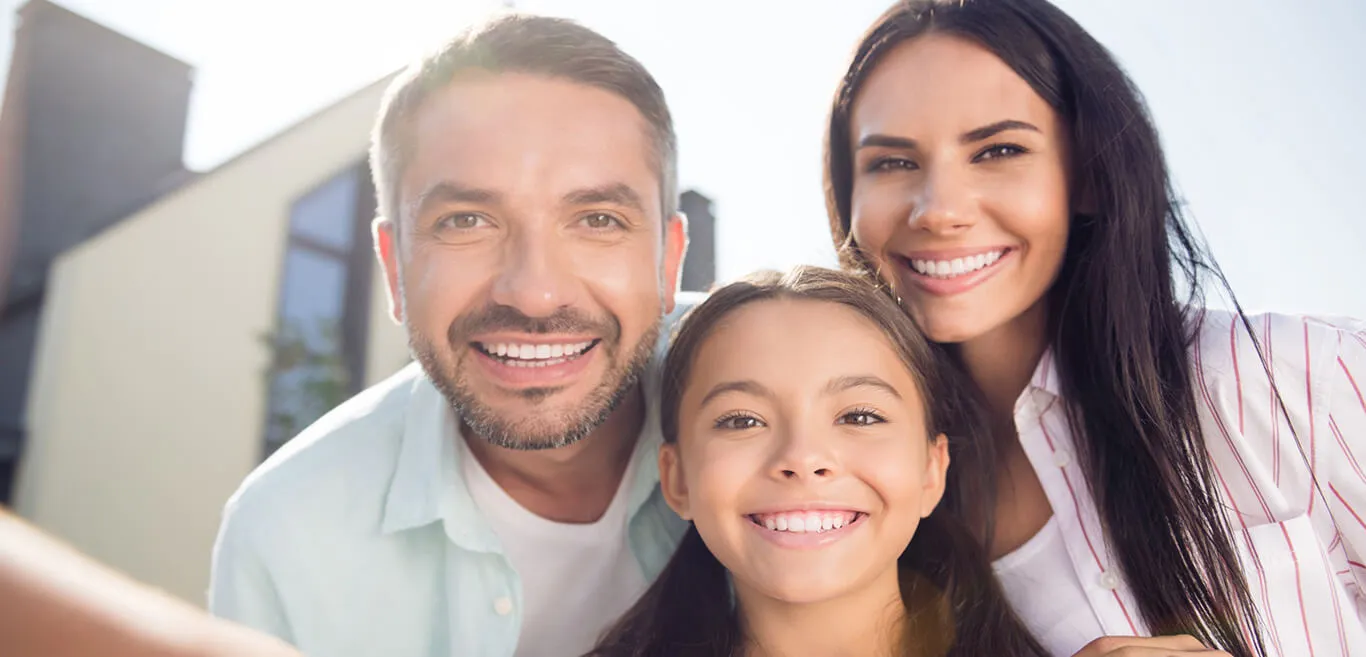 Who is a Good Candidate for Cosmetic Bonding? tooth-coloured-restoration